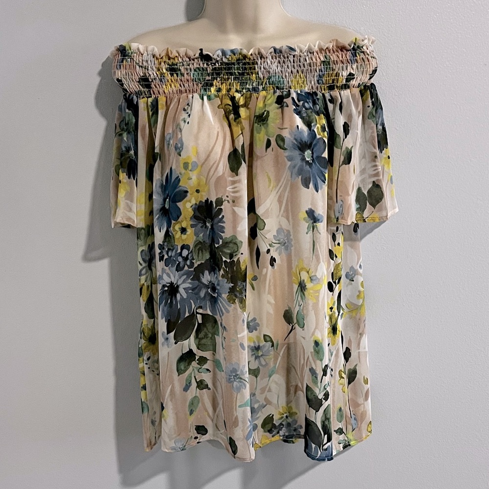 1.4.3 Story by Line Up Sheer off the shoulders beach cover up dress Small pink